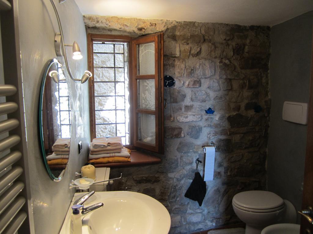 Poggio Delle Rondini Bed & Breakfast Bagnone Eksteriør bilde