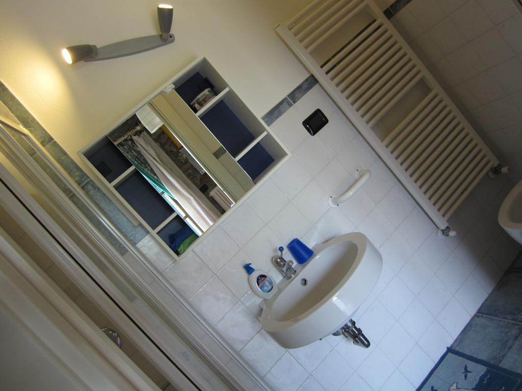 Poggio Delle Rondini Bed & Breakfast Bagnone Eksteriør bilde